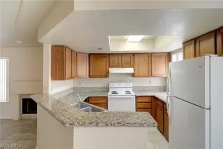 Photo #1: 2088860 Listing 