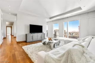 Photo #6: 2088873 Listing