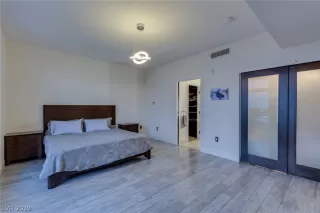 Photo #4: 2088893 Listing