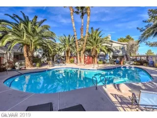 Photo #2: 2088898 Listing