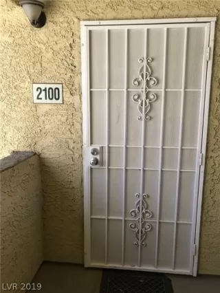 Photo #2: 2088934 Listing 