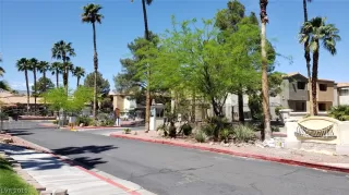 Photo #1: 2089039 Listing