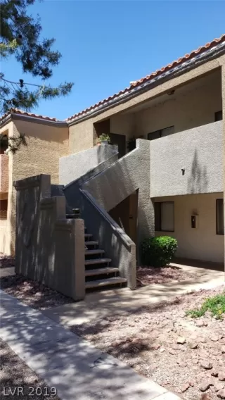 Photo #6: 2089039 Listing