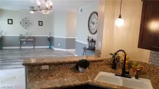 Photo #3: 2089074 Listing