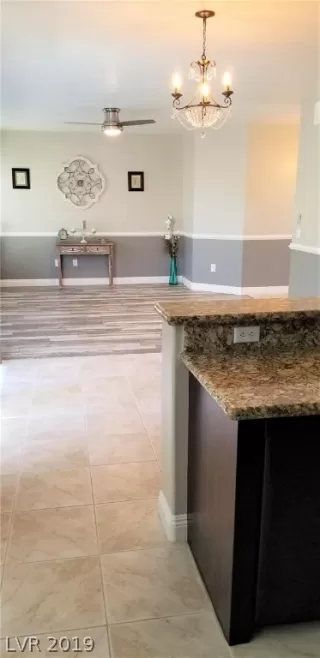 Photo #4: 2089074 Listing