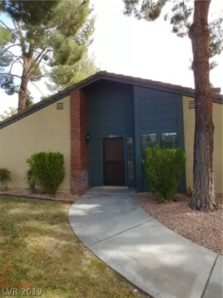 Photo #3: 2089138 Listing 