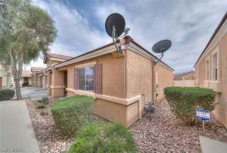 Photo #2: 2089141 Listing