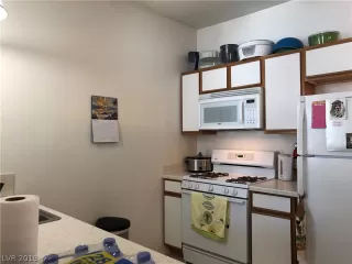 Photo #6: 2089163 Listing