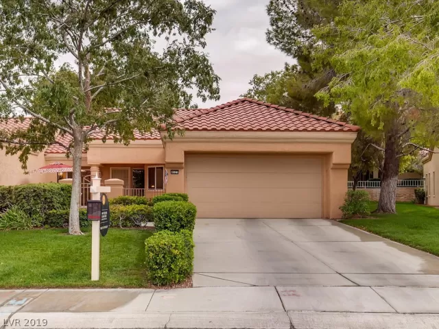 MLS: 2089278 Condo For Sale