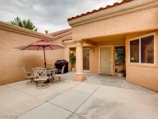 Photo #2: 2089278 Listing