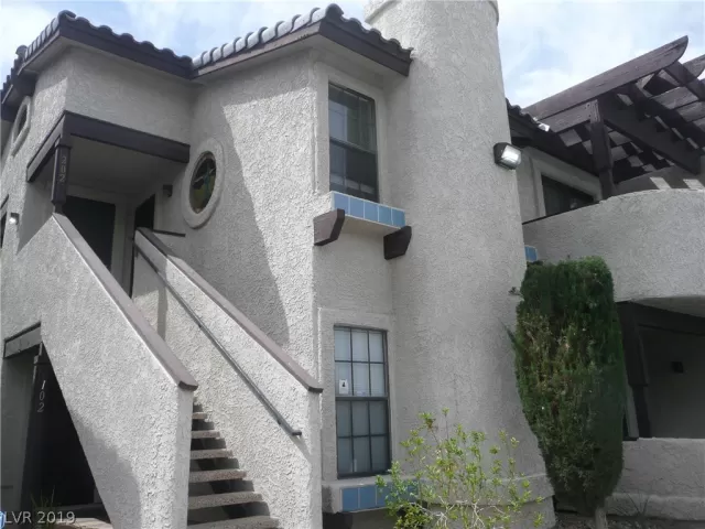 MLS: 2089297 Condo For Sale