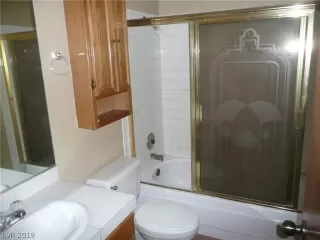 Photo #5: 2089297 Listing 