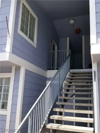 Photo #2: 2089327 Listing 