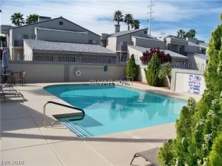 Photo #4: 2089362 Listing 