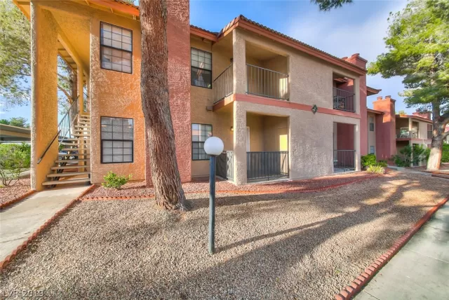 MLS: 2089405 Condo For Sale