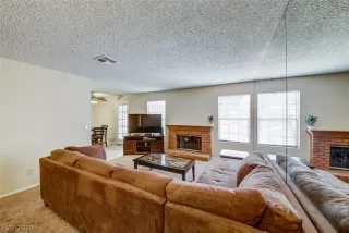 Photo #6: 2089405 Listing 