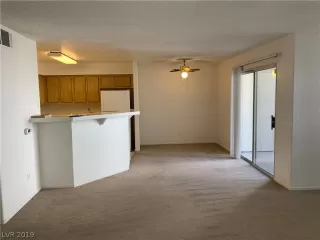 Photo #3: 2089440 Listing 