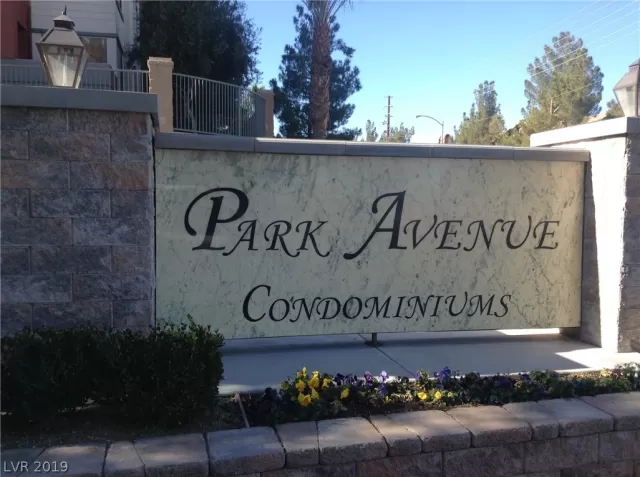 MLS: 2089449 Condo For Sale