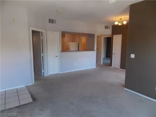 Photo #1: 2089452 Listing 