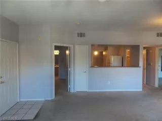 Photo #3: 2089452 Listing 