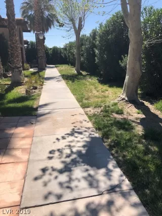 Photo #5: 2089459 Listing