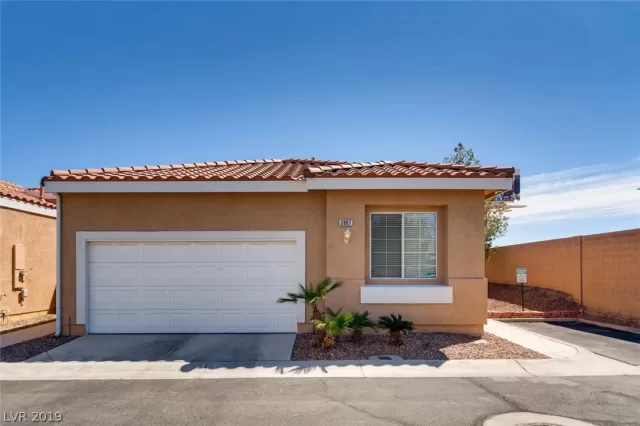 MLS: 2089466 Condo For Sale