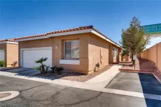 Photo #2: 2089466 Listing