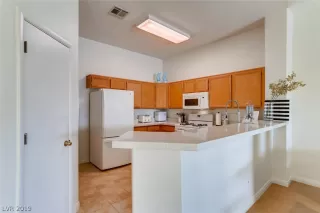 Photo #6: 2089466 Listing