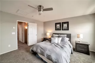 Photo #4: 2089490 Listing