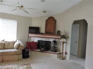 Photo #2: 2089531 Listing