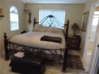 Photo #4: 2089531 Listing