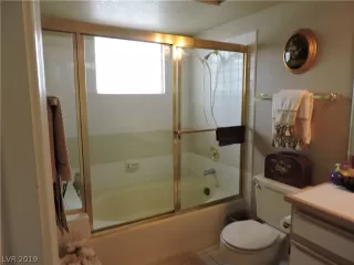 Photo #5: 2089531 Listing