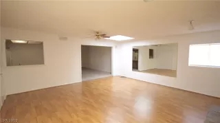 Photo #4: 2089537 Listing 