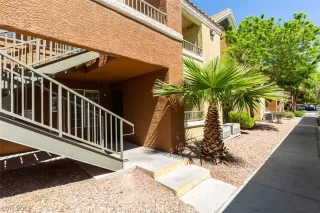 Photo #2: 2089573 Listing