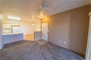 Photo #6: 2089609 Listing