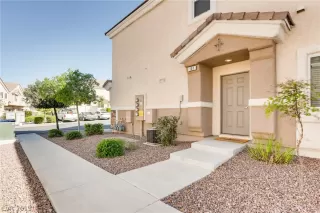 Photo #1: 2089641 Listing