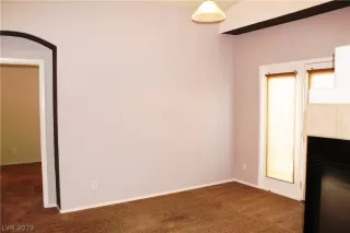 Photo #2: 2089648 Listing