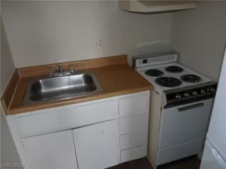 Photo #4: 2089694 Listing 