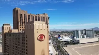 Photo #2: 2089700 Listing