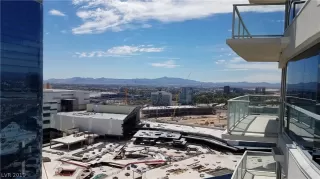 Photo #3: 2089700 Listing