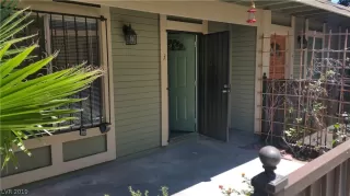 Photo #3: 2089727 Listing 