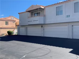 Photo #3: 2089734 Listing