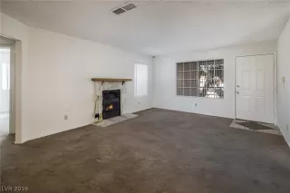 Photo #5: 2089742 Listing