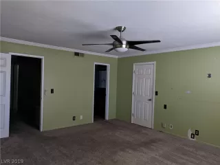 Photo #6: 2089785 Listing