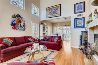 Photo #3: 2089794 Listing 