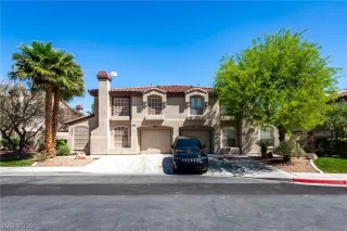 Photo #1: 2089885 Listing