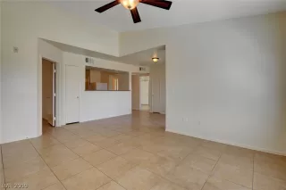 Photo #3: 2089904 Listing