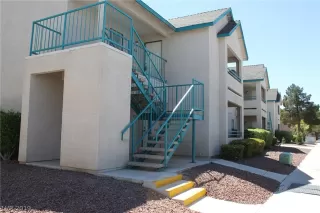 Photo #2: 2089958 Listing