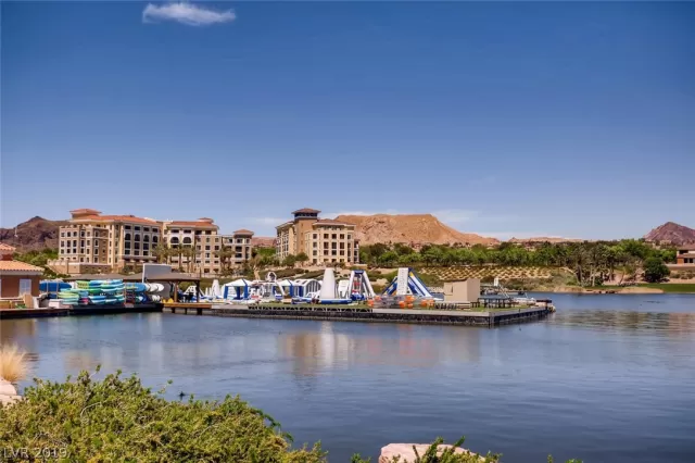 MLS: 2089972 Condo For Sale