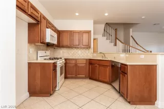 Photo #1: 2090007 Listing